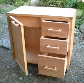 �r�[�`�ނ̃L���r�l�b�g