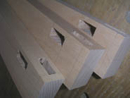 �z�]�����H