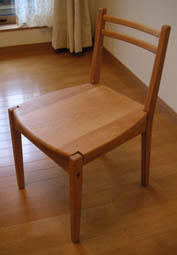 �_�C�j���O�`�F�A